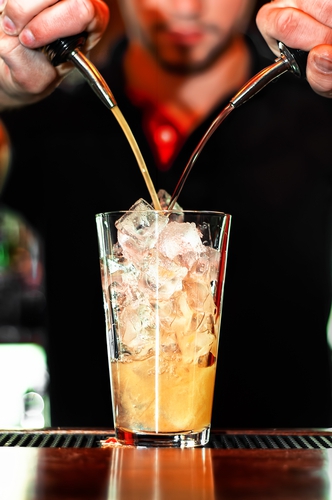 Cocktail catering wordt pas echt een feestje met uw eigen menukaart